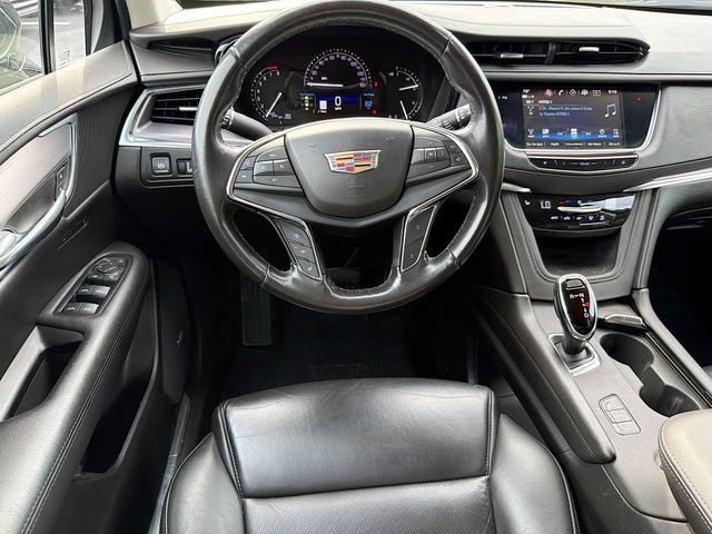 Used 2019 Cadillac XT5 Luxury w/ LPO, Black Ice Package AWD/4WD image 23