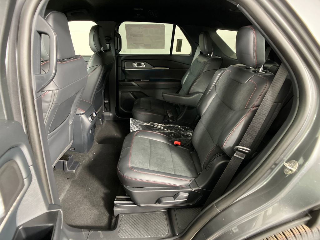 New 2026 Ford Explorer ST image 32