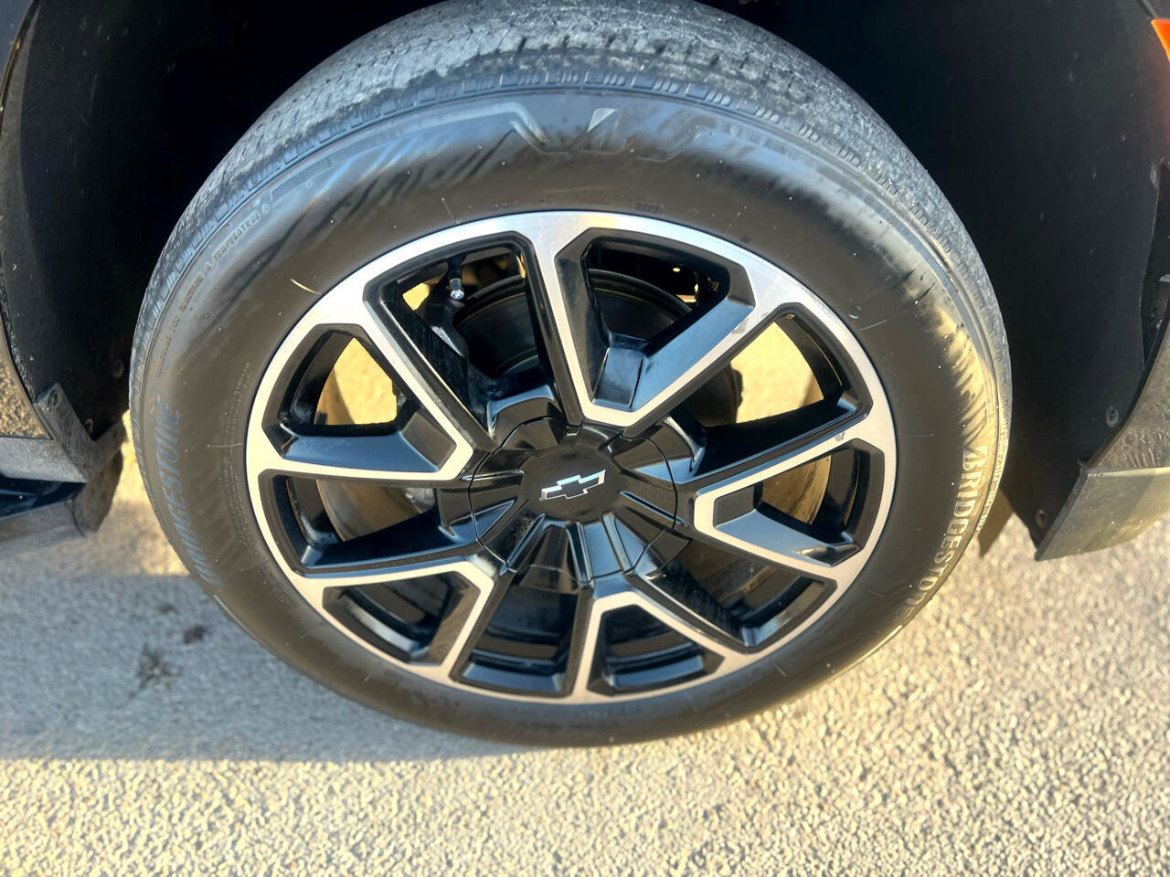 Used 2023 Chevrolet Suburban RST w/ Luxury Package image 31