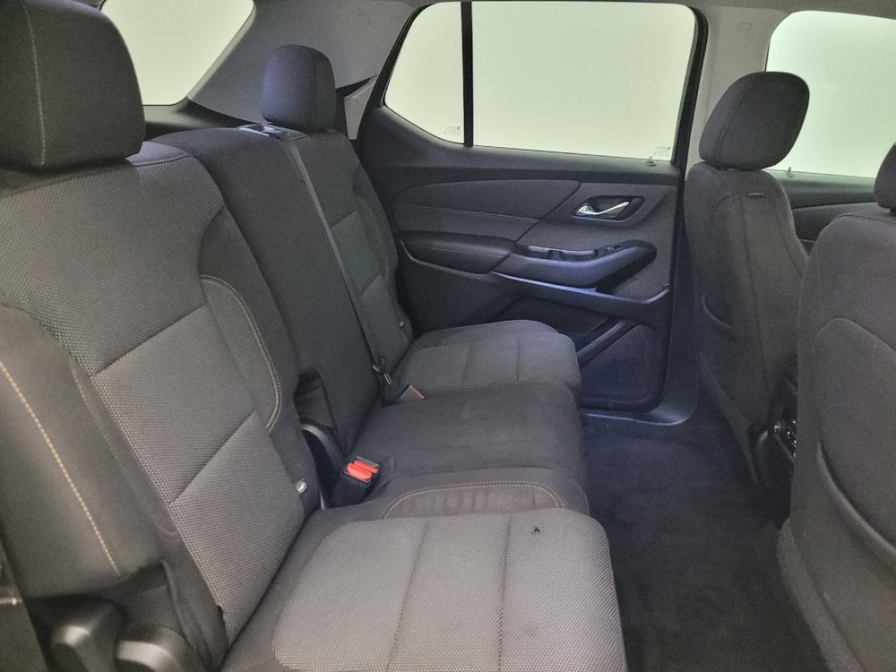 Used 2020 Chevrolet Traverse LS image 19