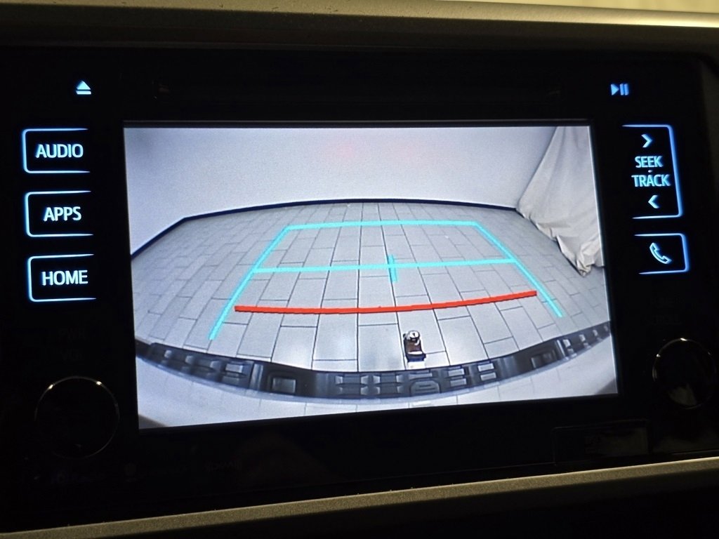 Used 2017 Toyota Tacoma SR5 image 5