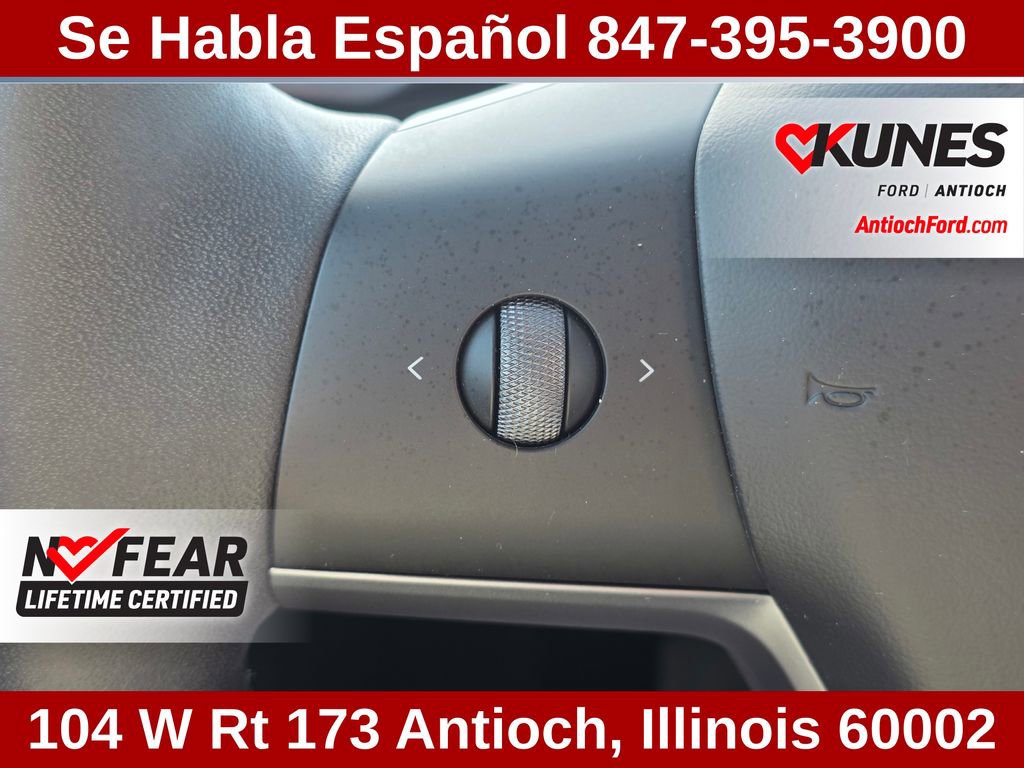 Used 2024 Tesla Model Y Long Range AWD/4WD image 51