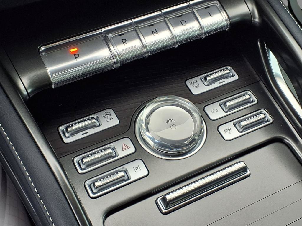 New 2025 Lincoln Nautilus Reserve AWD/4WD image 20