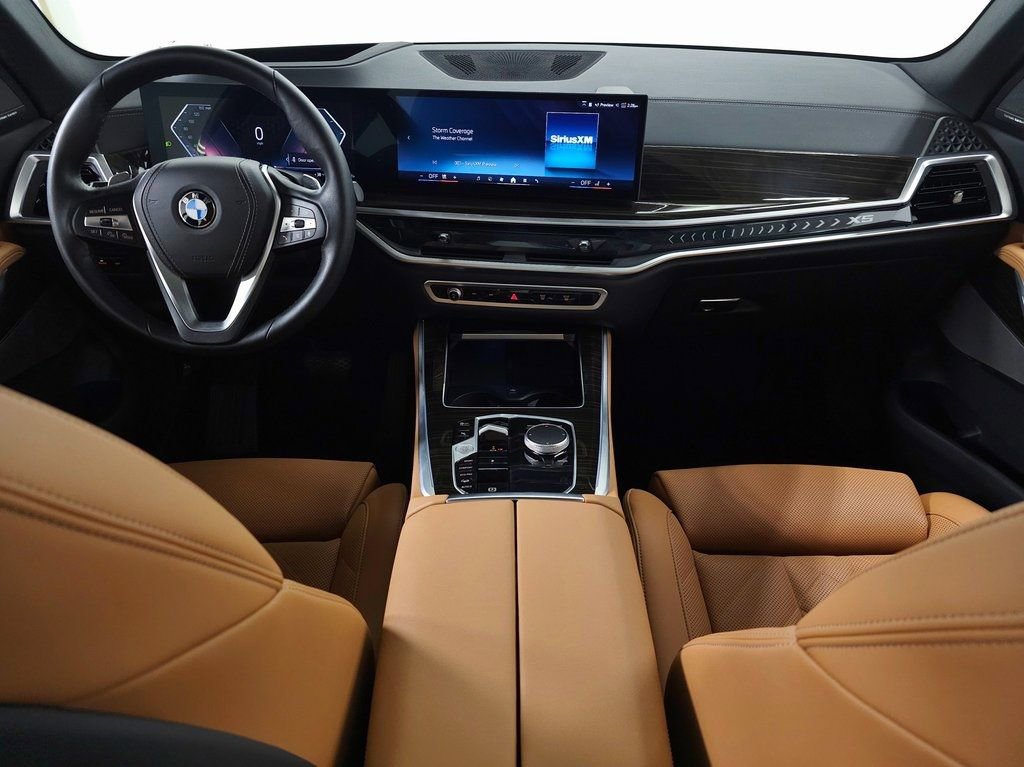 Used 2024 BMW X5 xDrive40i w/ Premium Package image 14