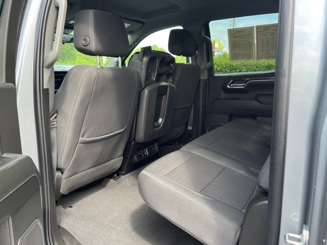 Used 2023 Chevrolet Silverado 1500 LT AWD/4WD image 17