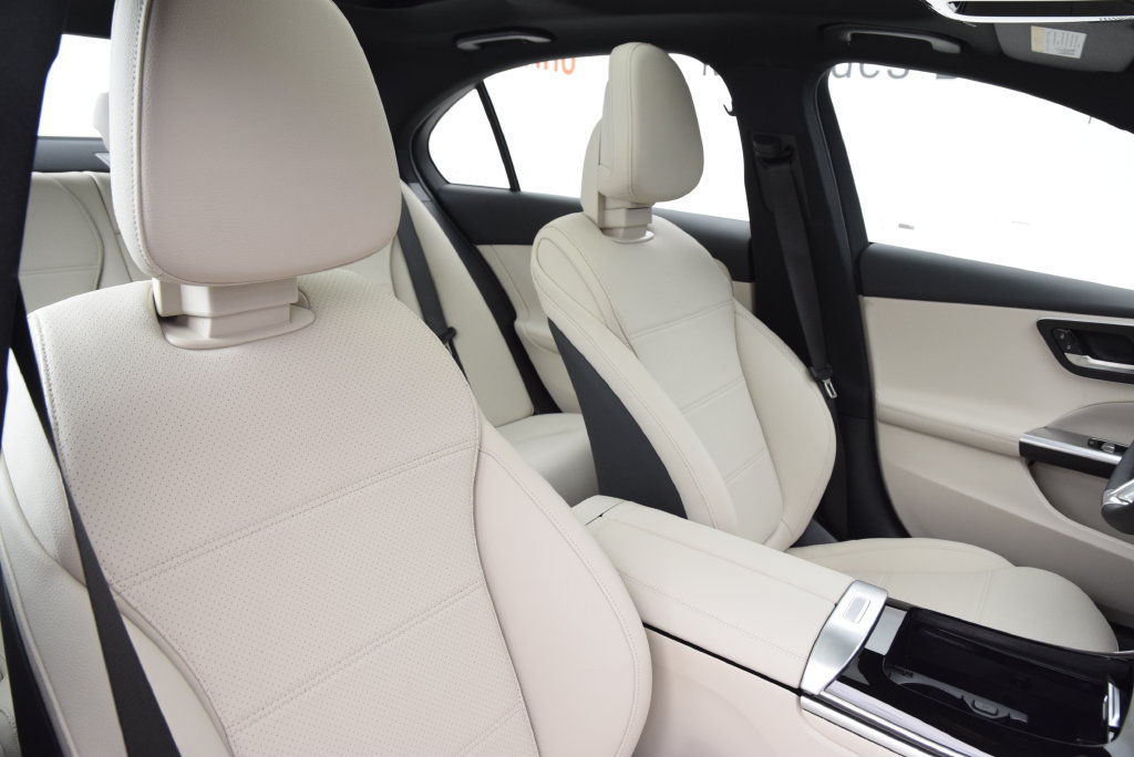 New 2026 Mercedes-Benz C 300 4MATIC Sedan image 17