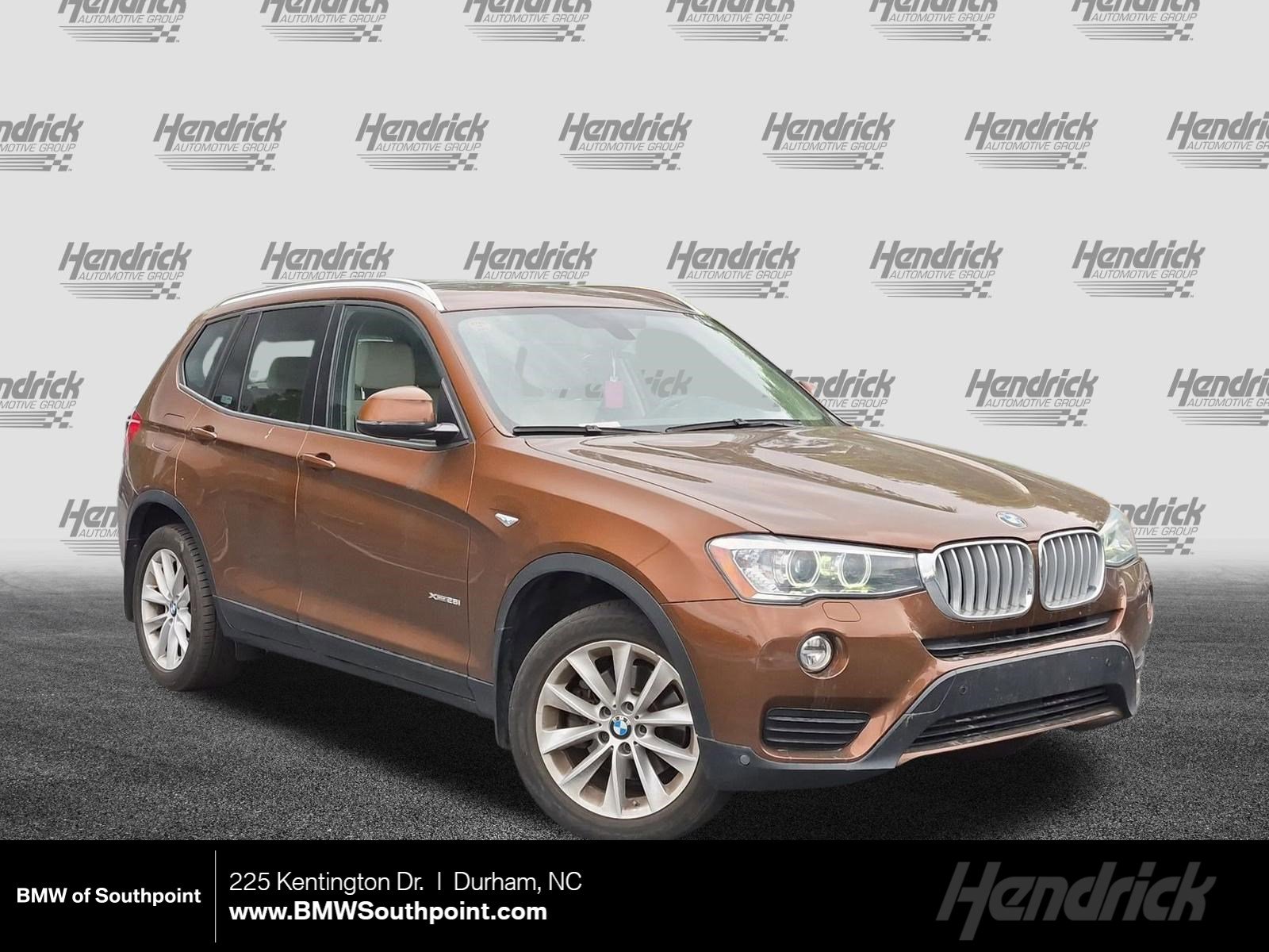 Used 2017 BMW X3 xDrive28i AWD/4WD image 1