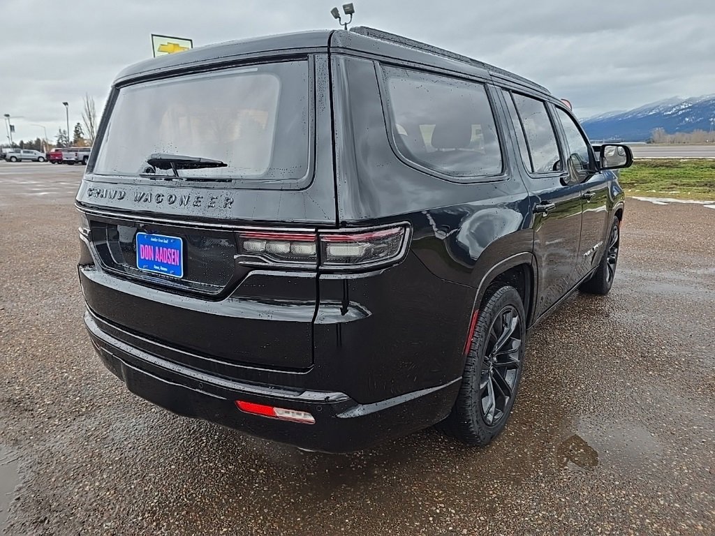 Used 2024 Jeep Grand Wagoneer Series II w/ Quick Order Packagew 28T image 7