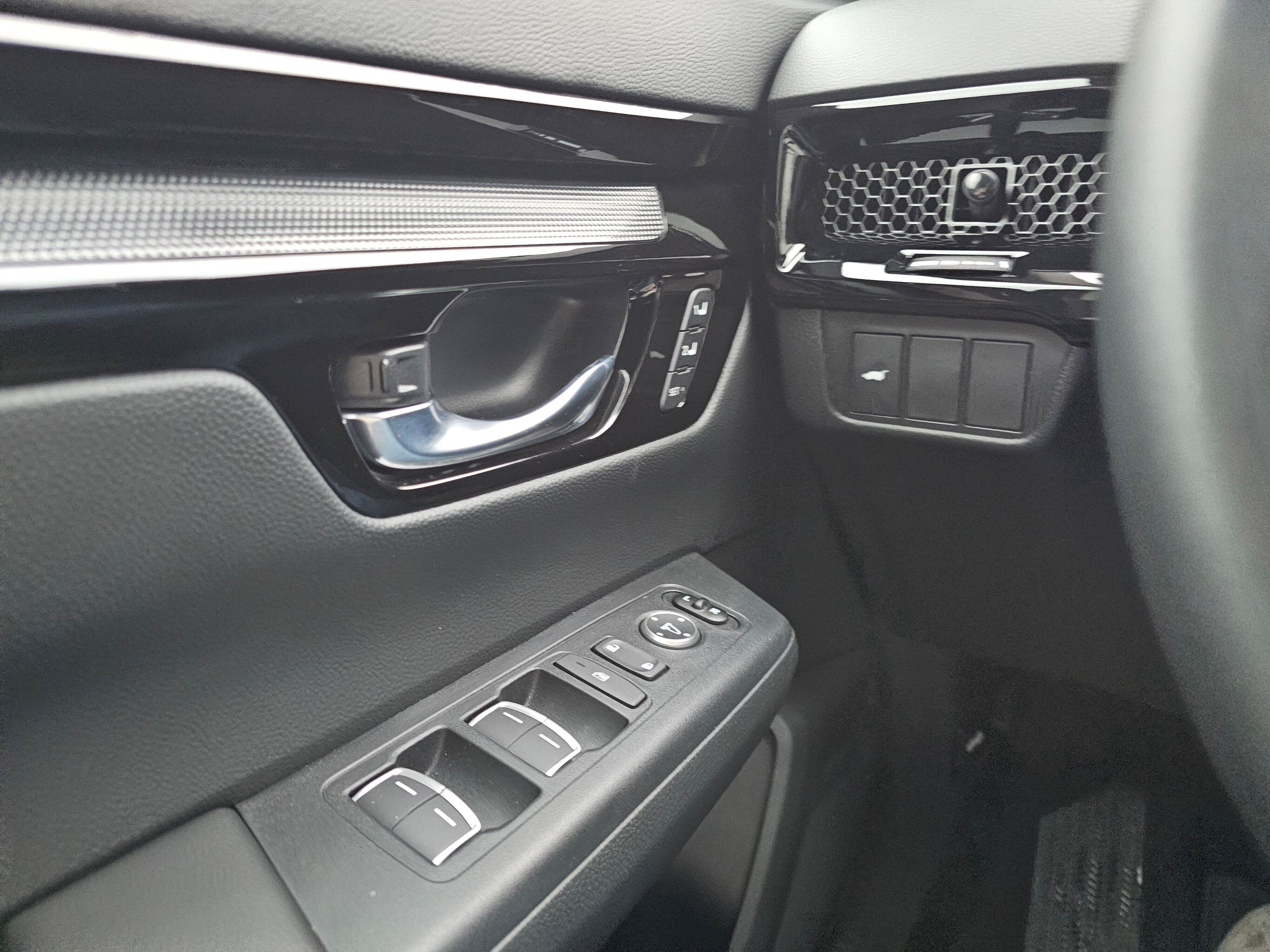Used 2026 Honda CR-V EX-L image 30