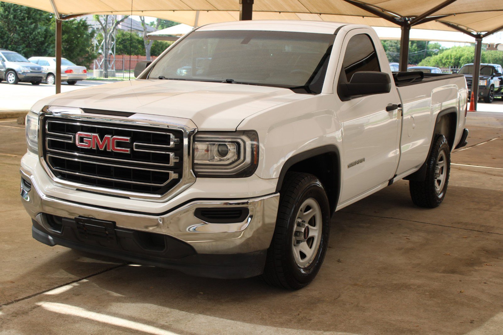 Used 2018 GMC Sierra 1500 2WD Regular Cab image 3