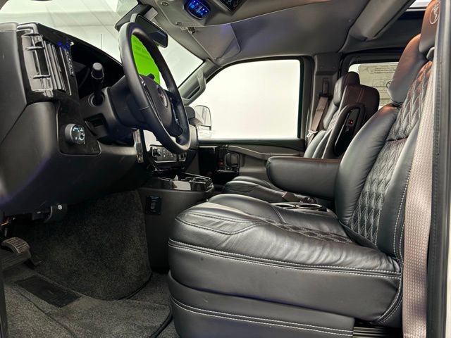 New 2025 GMC Savana 2500 Extended w/ Driver Convenience Package image 22