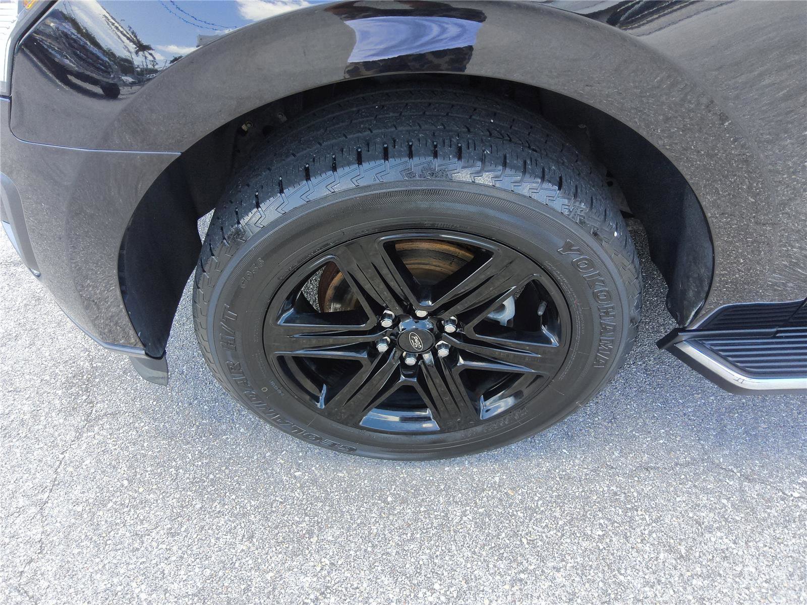 Certified 2021 Ford Expedition XLT RWD image 9