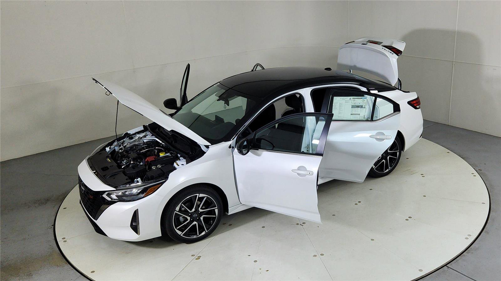 New 2025 Nissan Sentra SR image 44