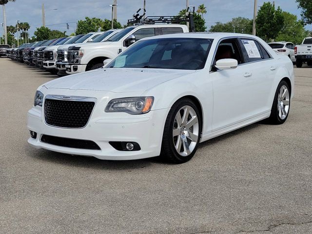 Used 2012 Chrysler 300 SRT8 w/ 19-Premium Speaker Group RWD image 3