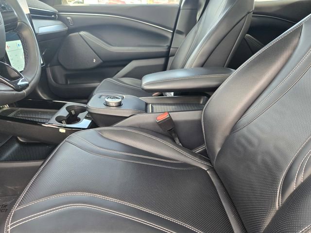 Certified 2022 Ford Mustang Mach-E Premium image 11
