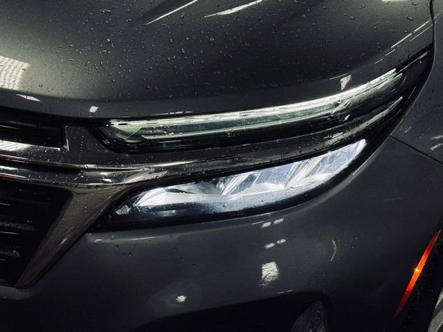 Used 2024 Chevrolet Equinox LT image 2