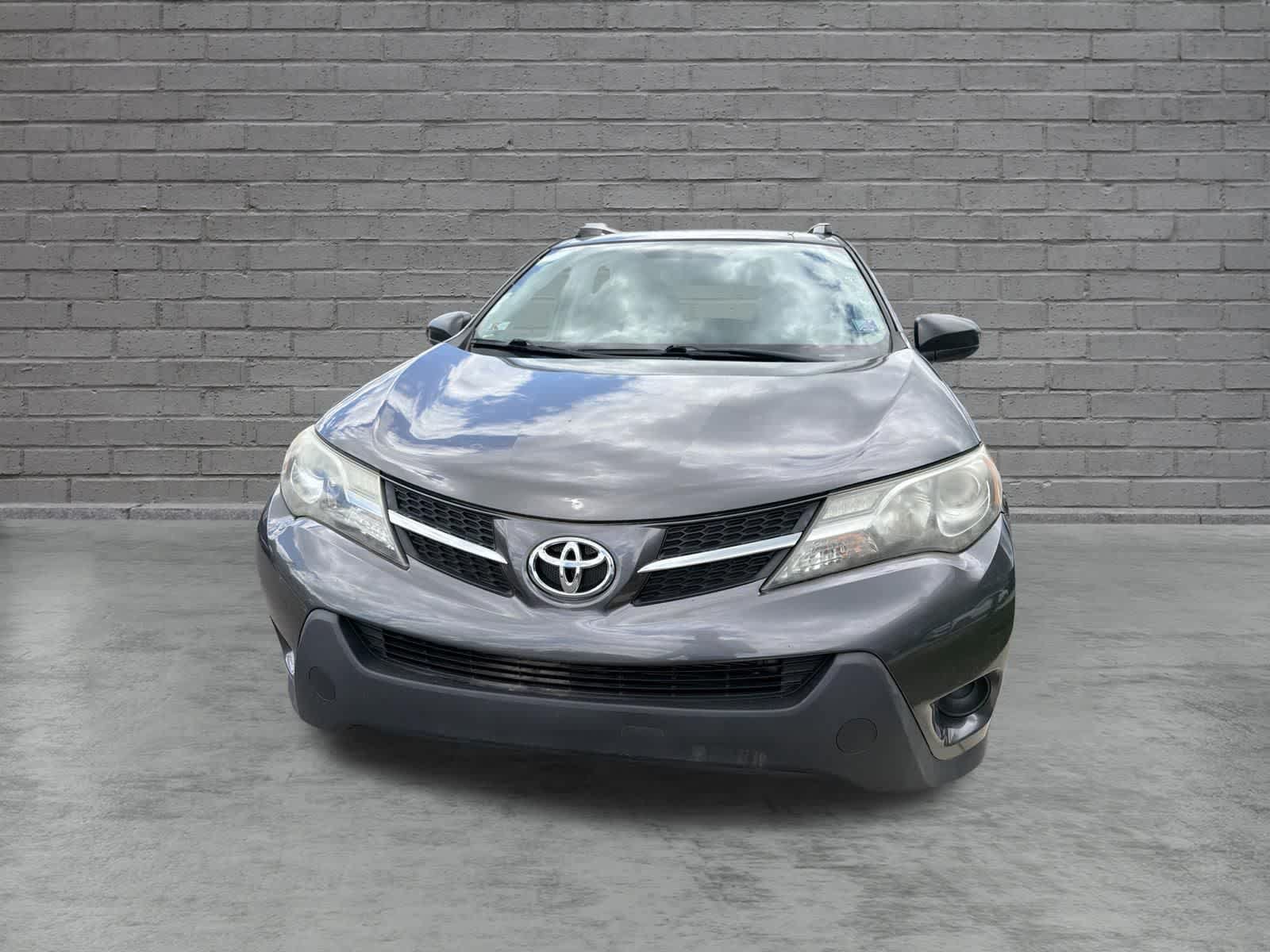 Used 2013 Toyota RAV4 LE AWD/4WD image 6