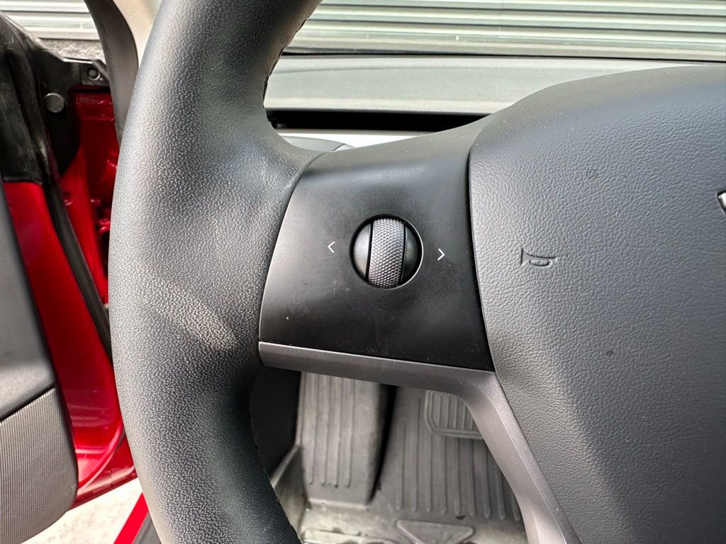 Used 2021 Tesla Model 3 Standard Range Plus RWD image 17