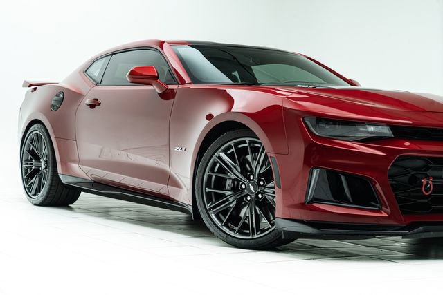 Used 2018 Chevrolet Camaro ZL1 image 3