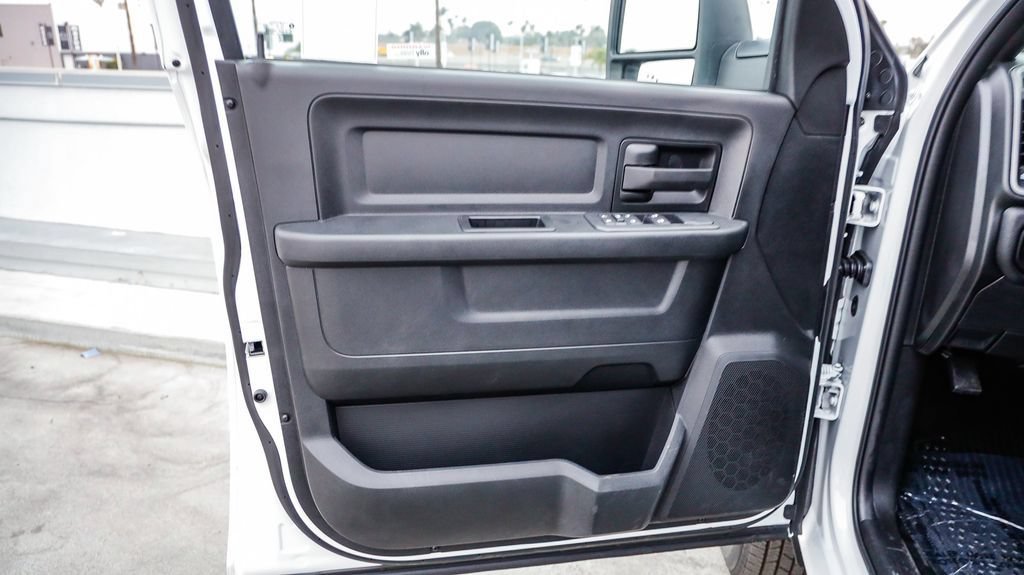 New 2026 RAM 3500 Tradesman AWD/4WD image 24