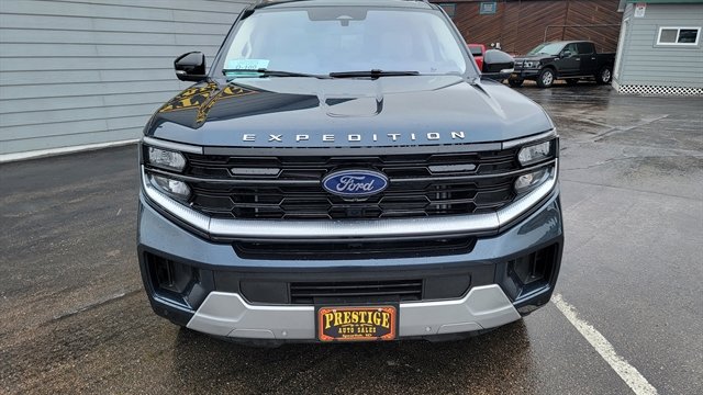 Used 2025 Ford Expedition Max Platinum image 3