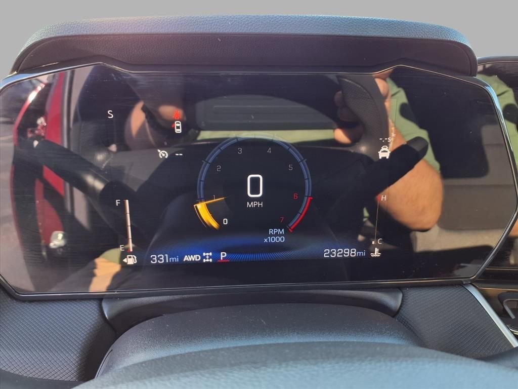 Used 2025 Chevrolet TrailBlazer LT w/ Driver Confidence Package image 14