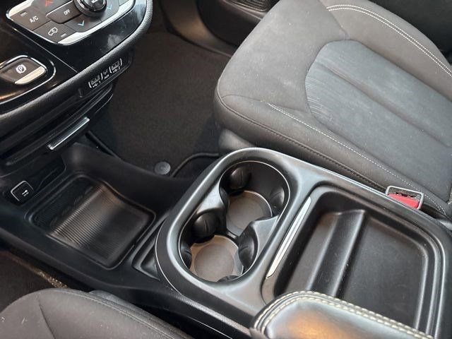 Used 2024 Chrysler Pacifica Touring image 28