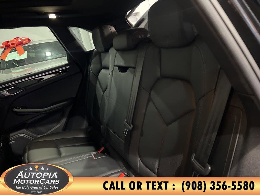 Used 2018 Porsche Macan S image 16