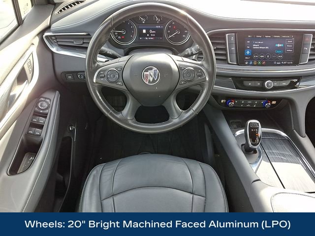 Used 2020 Buick Enclave Essence w/ LPO, Touring Package image 16