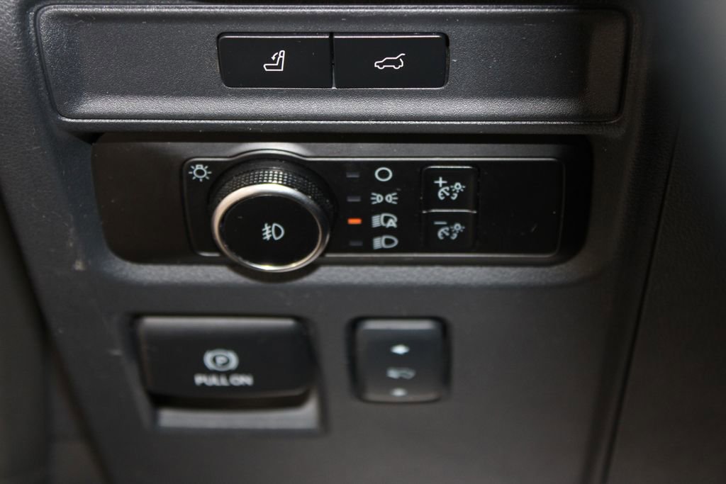 Used 2023 Ford Expedition Limited AWD/4WD image 42