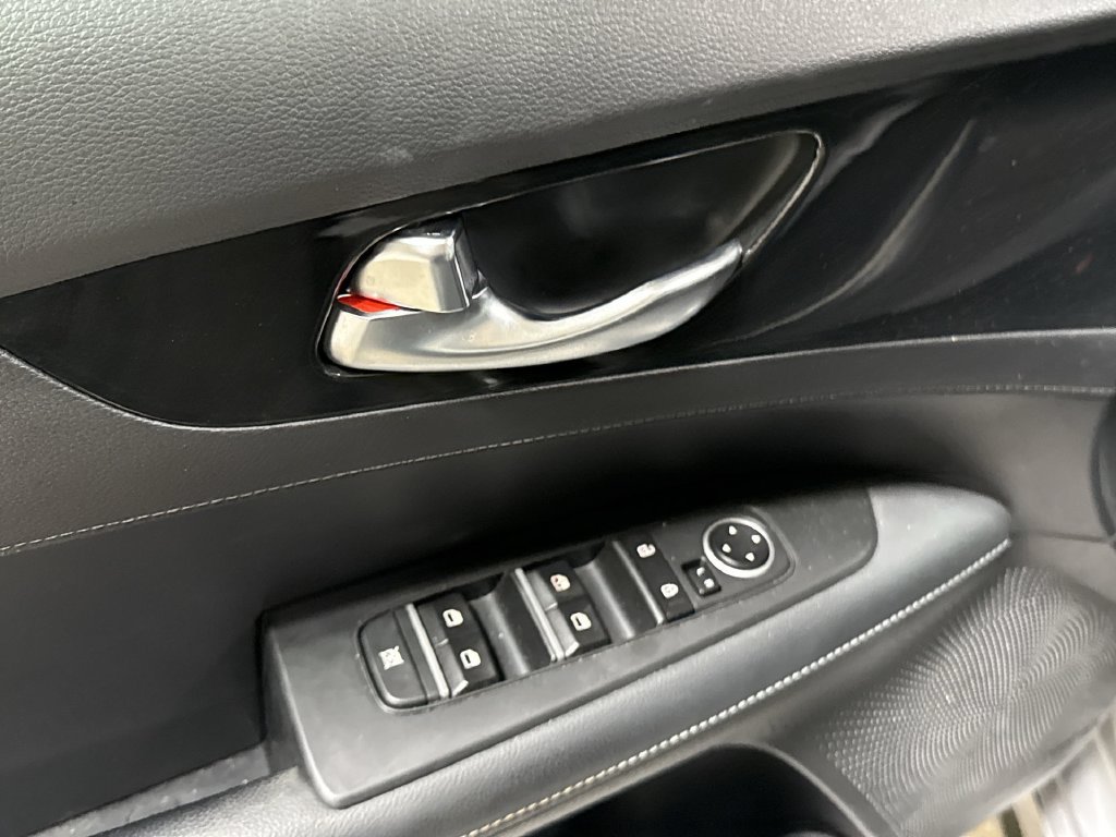 Used 2024 Kia Forte GT-Line w/ GT-Line Premium Package FWD image 22