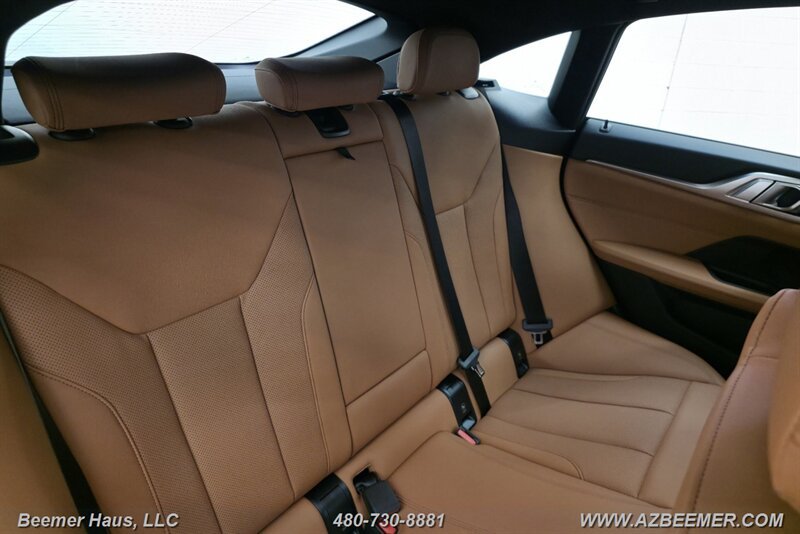 Used 2023 BMW i4 eDrive35 RWD image 19