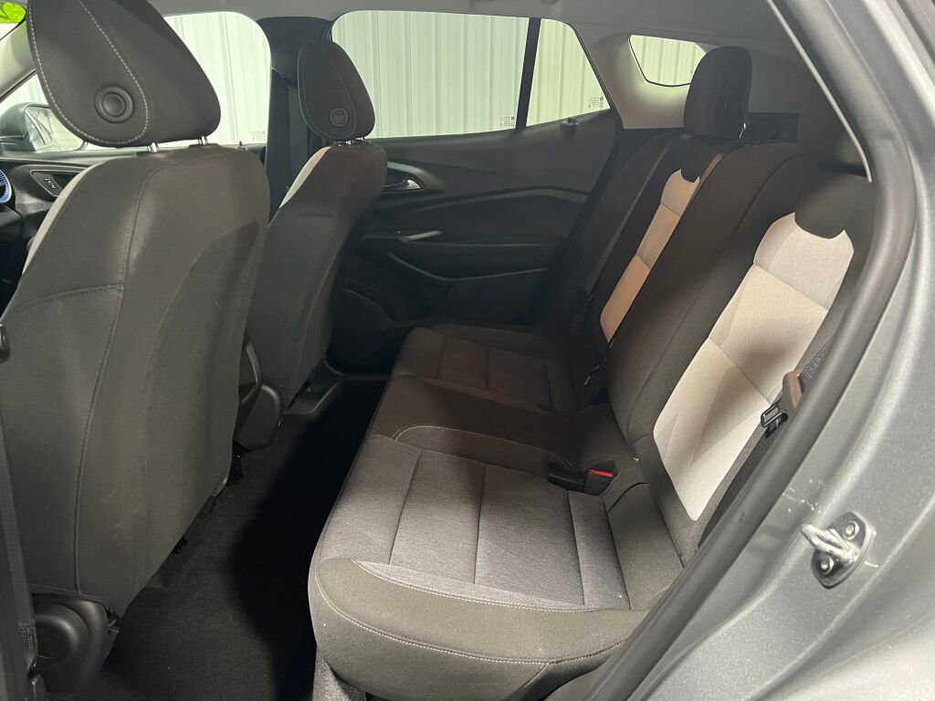 Used 2024 Chevrolet Trax LS w/ Driver Confidence Package image 6