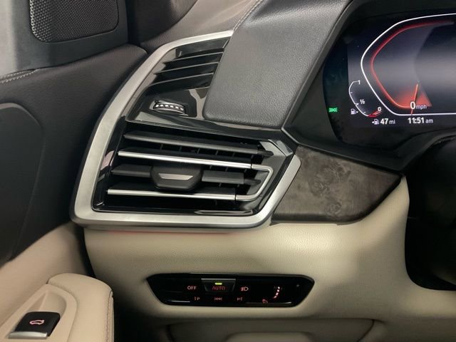 Certified 2022 BMW X5 xDrive40i w/ Parking Assistance Package image 20