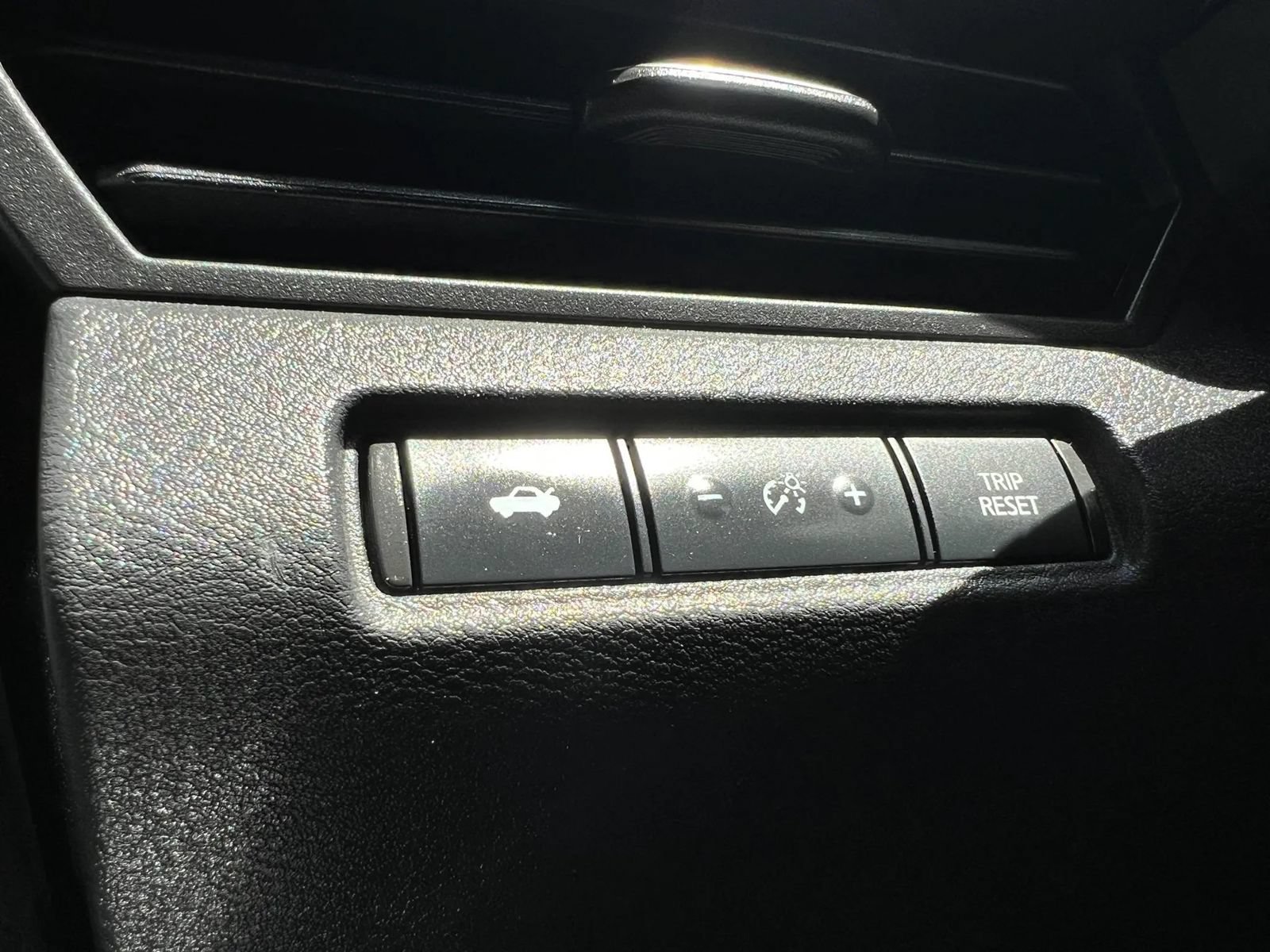 Used 2021 Nissan Altima 2.5 SV FWD image 23