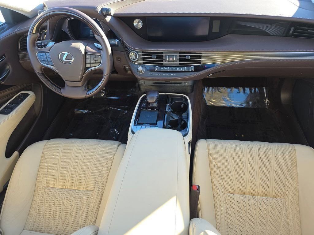 Used 2018 Lexus LS 500 500 Base w/ Interior Upgrade Package image 23