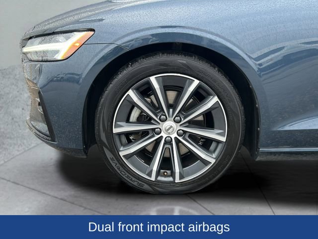 Used 2022 Volvo S60 B5 Inscription image 26