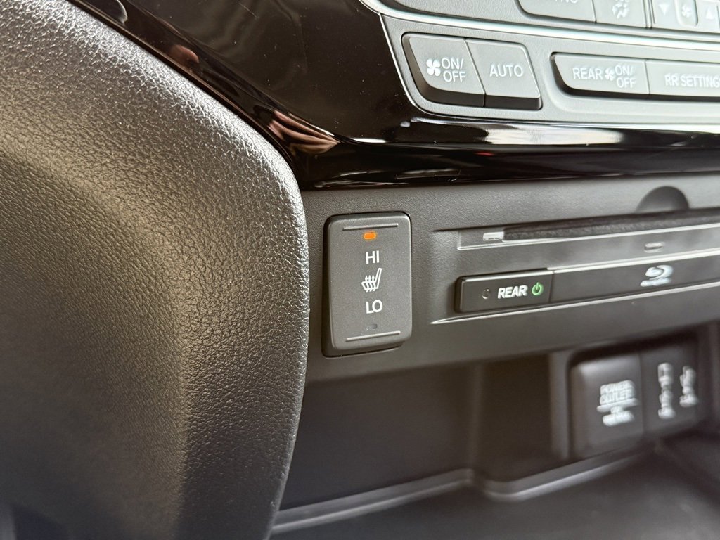 Used 2018 Honda Pilot Touring image 44