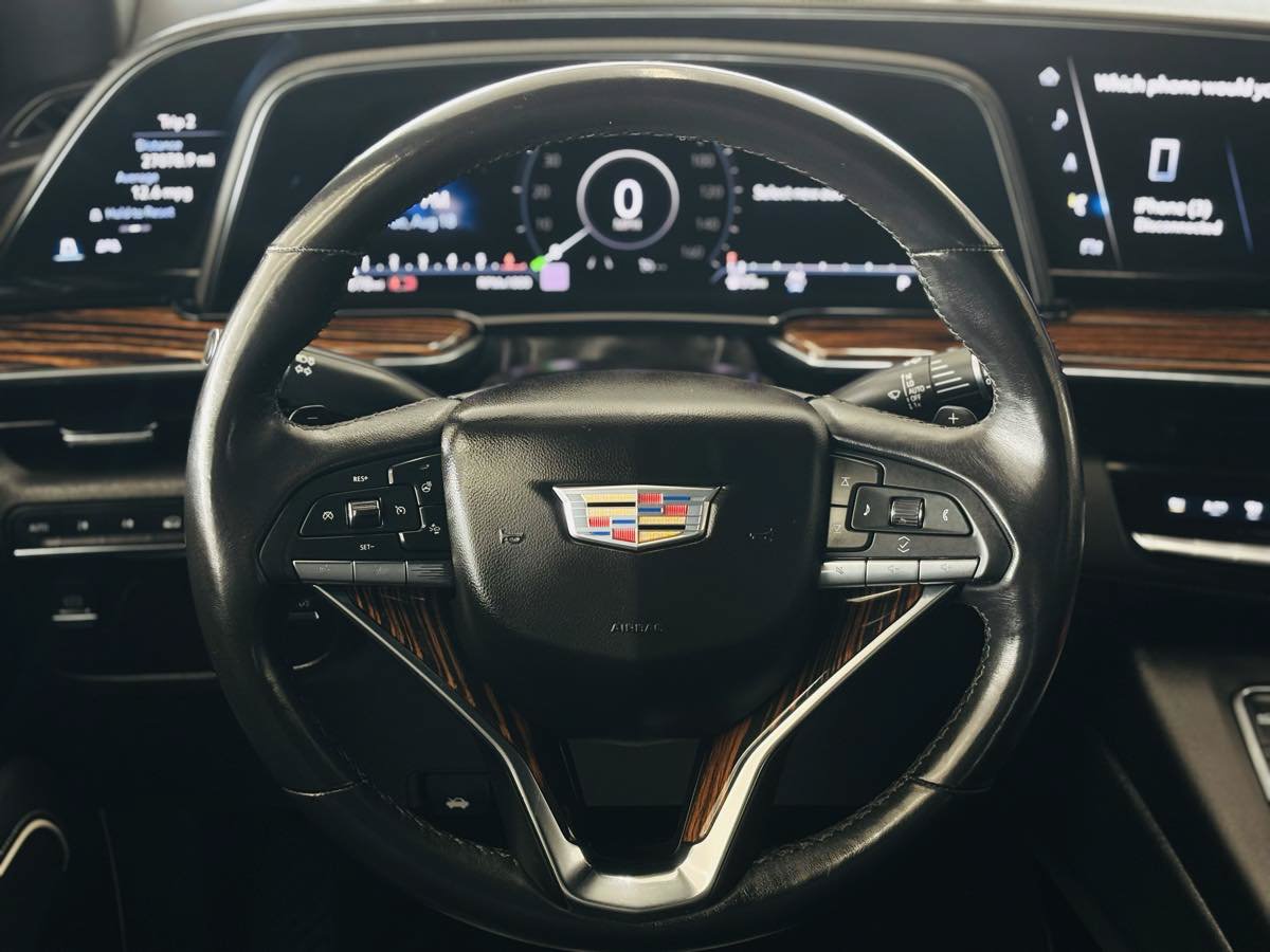 Used 2022 Cadillac Escalade Luxury AWD/4WD image 52