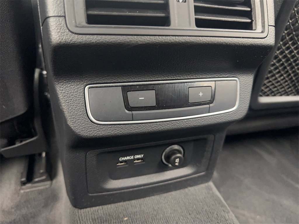 Used 2022 Audi Q5 2.0T Premium w/ Convenience Package image 73