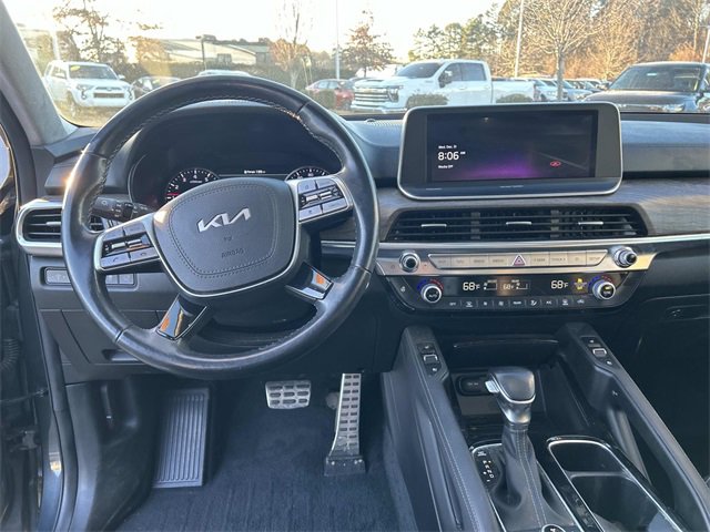 Used 2022 Kia Telluride SX w/ SX Prestige Package image 5