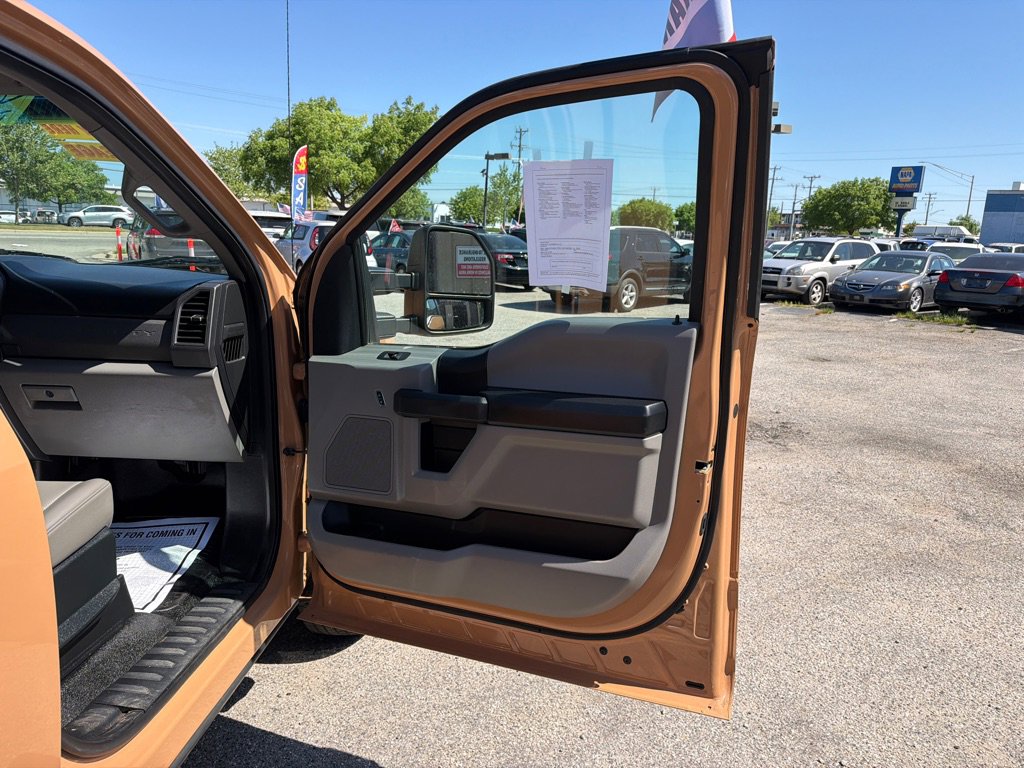 Used 2018 Ford F250 XL w/ Power Equipment Group RWD image 26