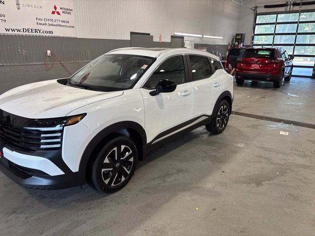 New 2027 Nissan Kicks SV w/ SV Premium Package AWD/4WD image 4