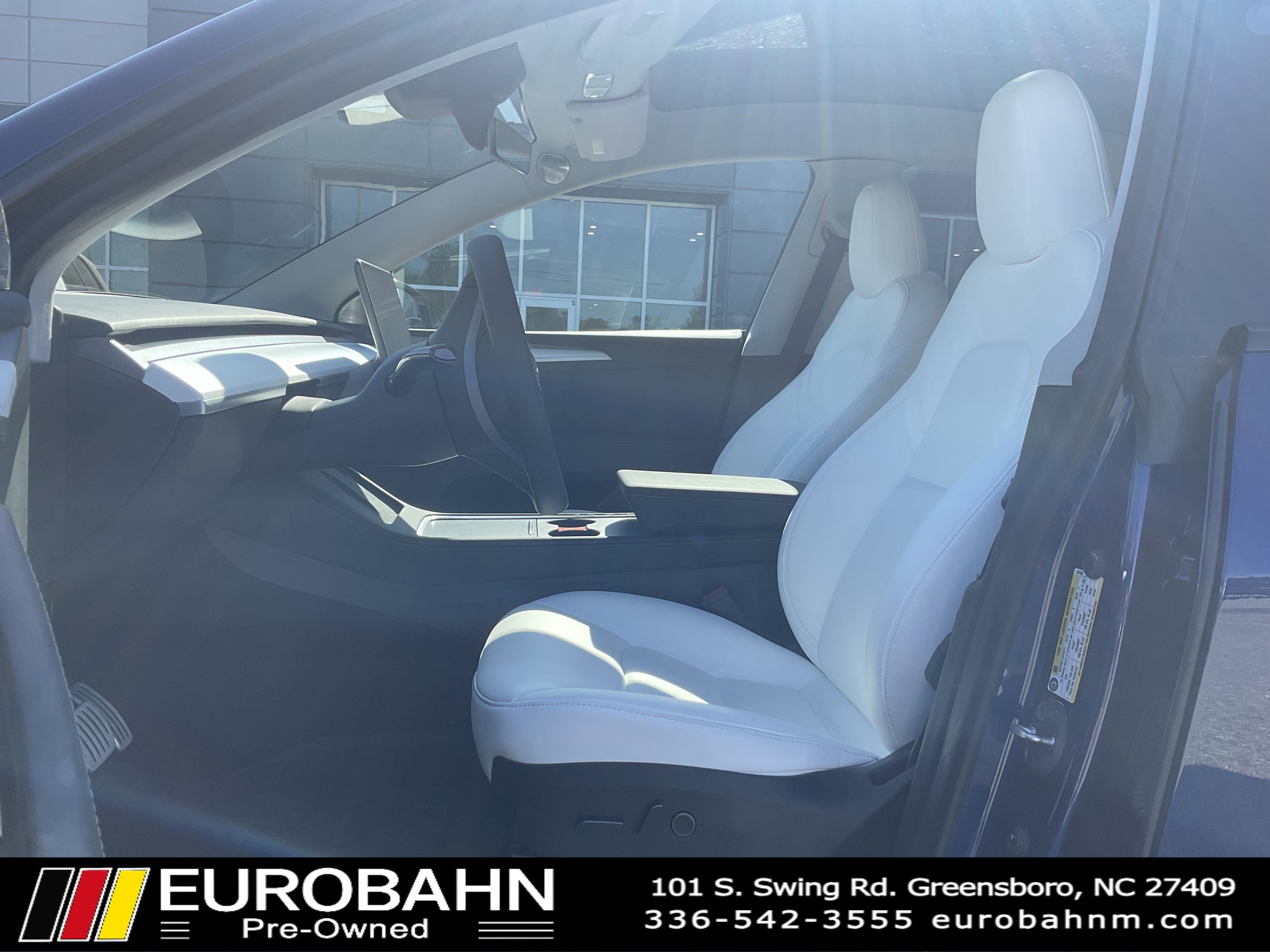 Used 2024 Tesla Model Y Performance image 8