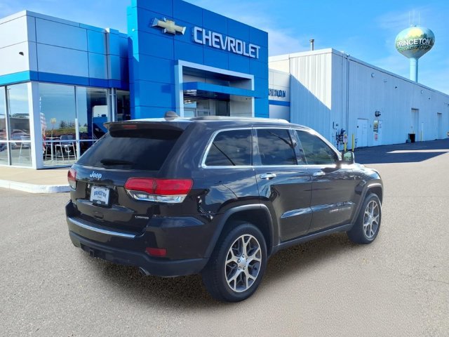 Used 2019 Jeep Grand Cherokee Limited w/ Trailer Tow Group IV AWD/4WD image 3