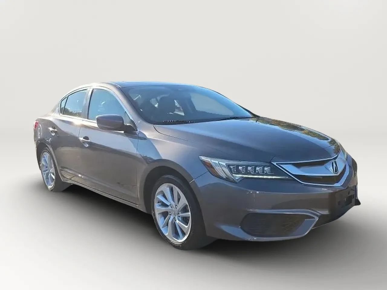Used 2018 Acura ILX w/ Technology Plus Package FWD image 2