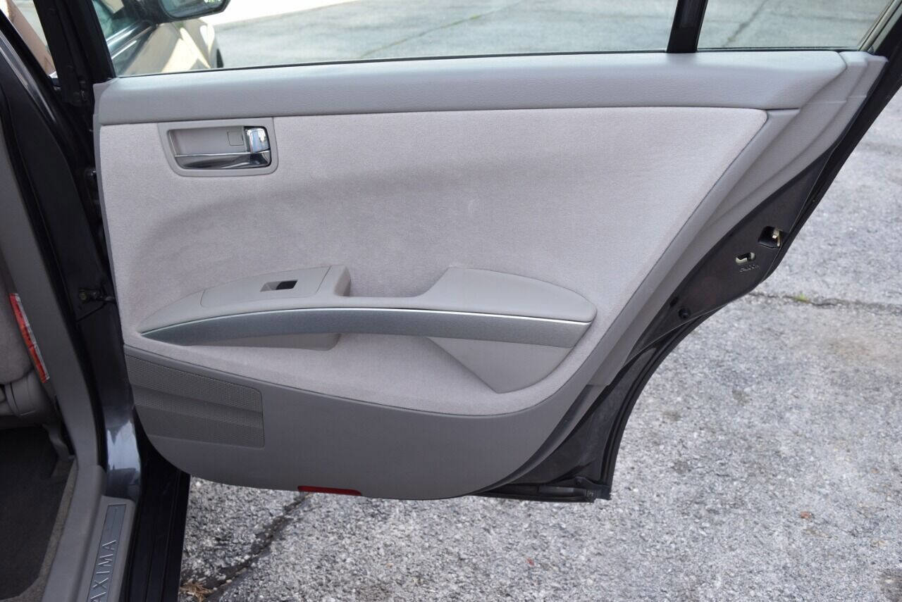 Used 2005 Nissan Maxima 3.5 SE image 39
