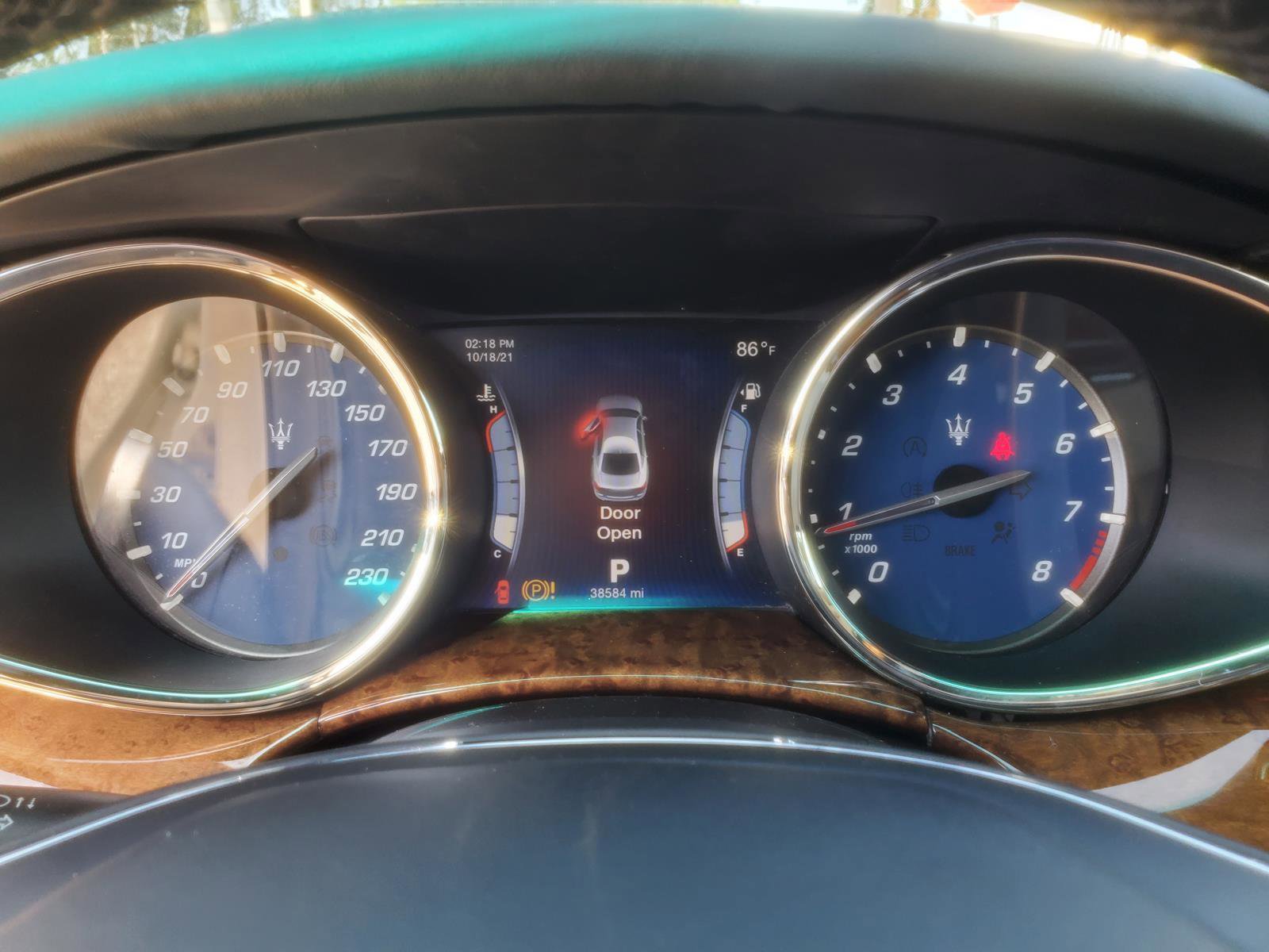 Used 2014 Maserati Quattroporte GTS image 23