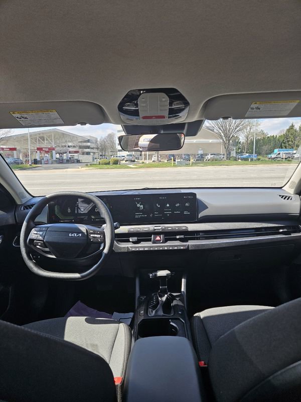 Used 2025 Kia K4 LXS image 21