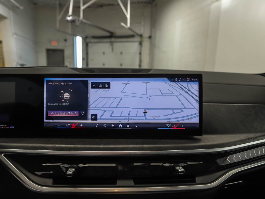 Used 2024 BMW X7 xDrive40i w/ Executive Package image 15